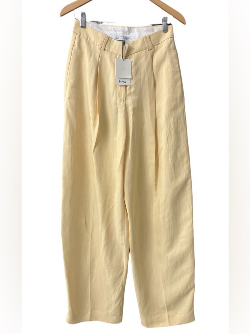 NWT Mango yellow pleated pants